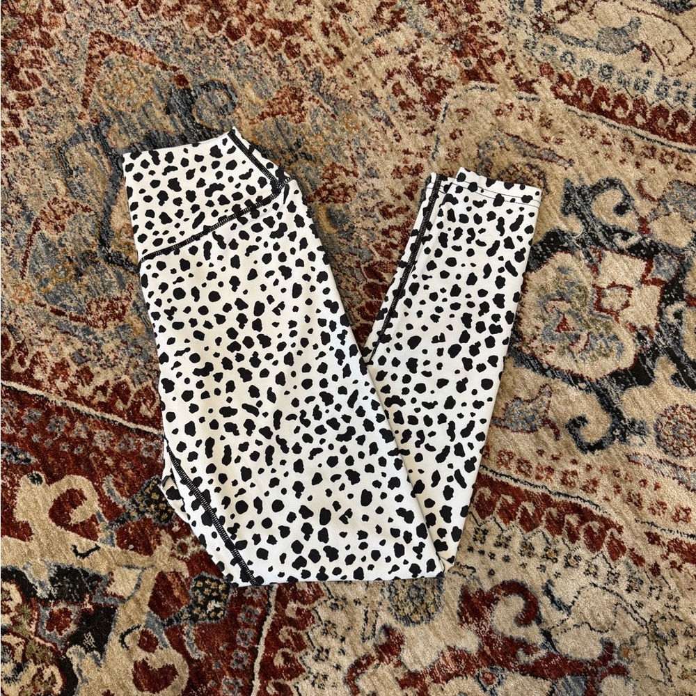 Balance/Vitality Snow Leopard print leggings